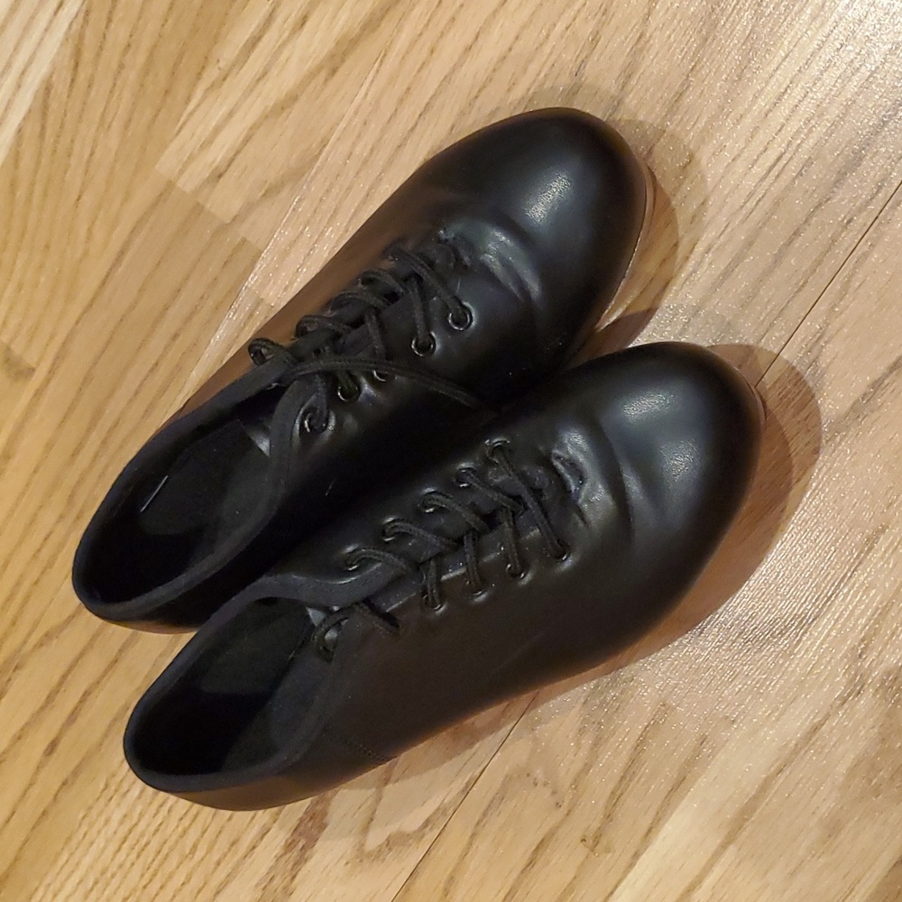 Women's tap shoes